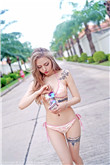 美女露100%的胸无挡
